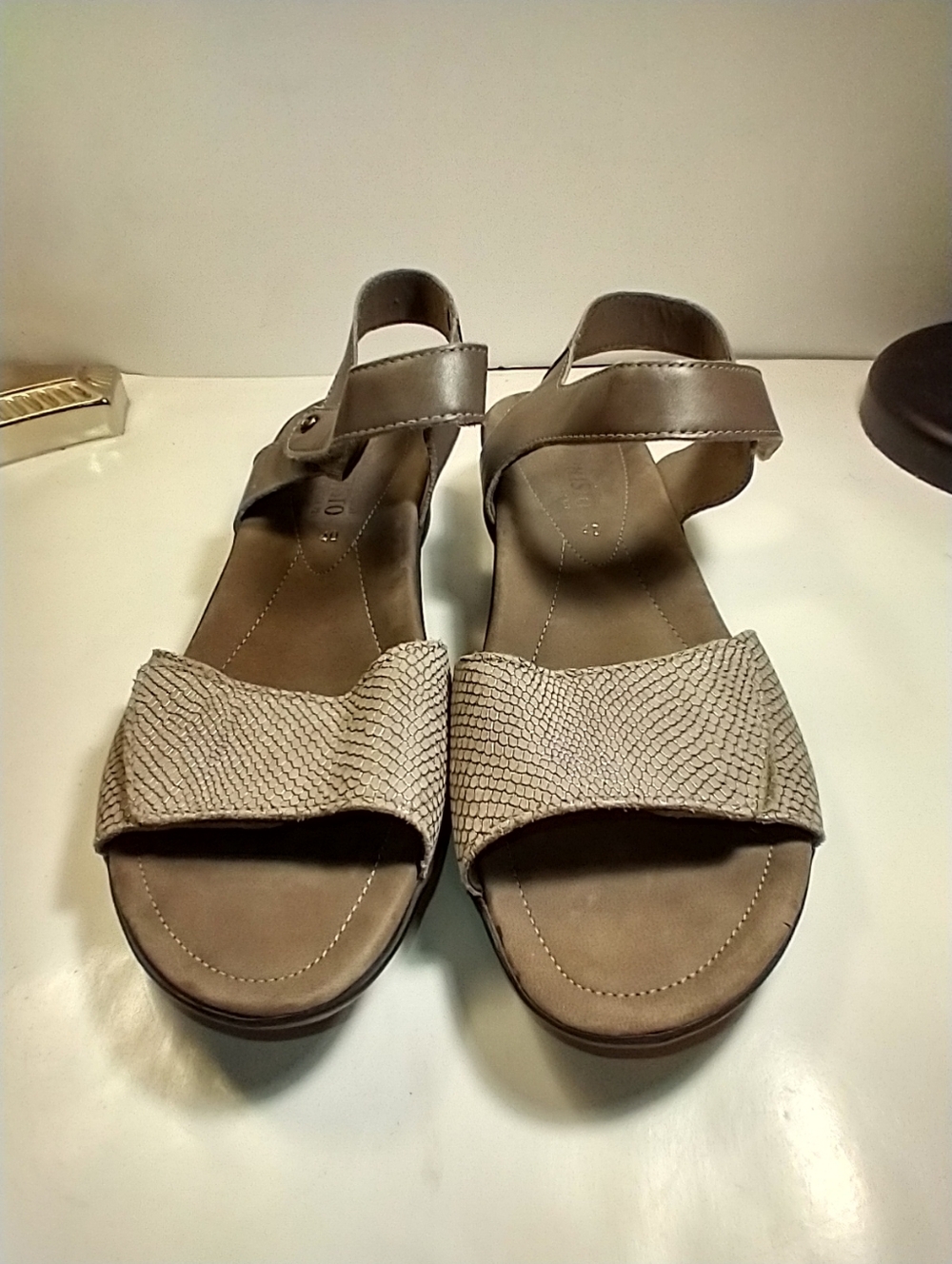 Mephisto Pattie Leather Adjustable Comfort Sandals Women's sz 10(40). - Picture 3 of 12